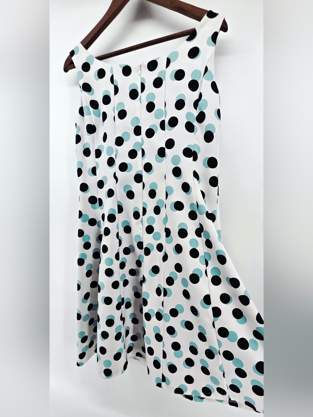 Ronni Nicole White Fit & Flare Aqua & Black Polka Dot Dress Retro Chic β Size 10 - Picture 11 of 16